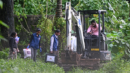 Mass burial case 